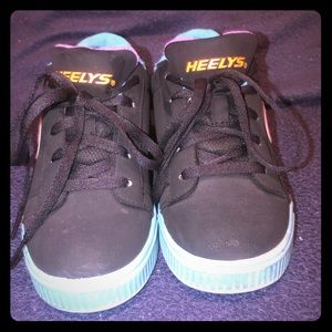 Unisex Kids Heely’s Sz 1 excellent condition!